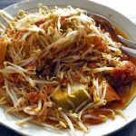 Kuliner Tradisional Khas Surabaya + Tempat Makan Rekomendasi (Bagian 1): Dari Lontong Balap sampai Bakwan Surabaya